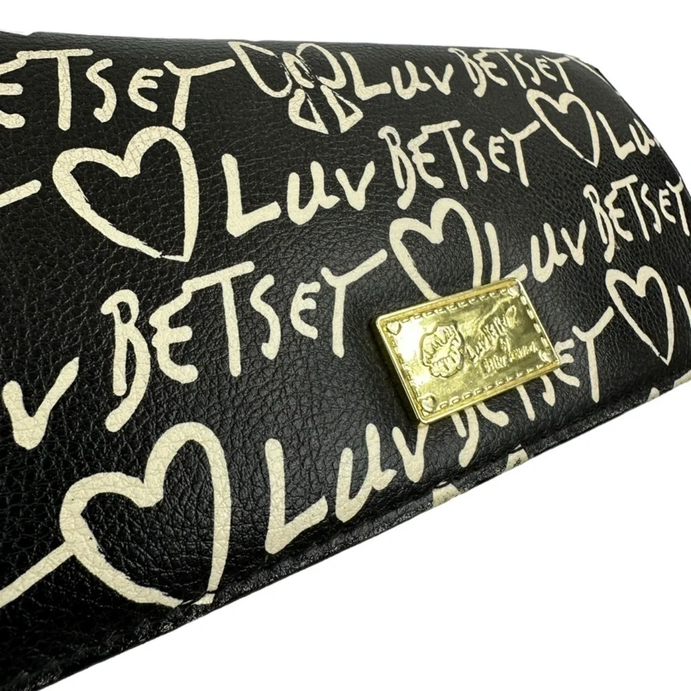 Luv Betsey Wristlet Wallet Black White